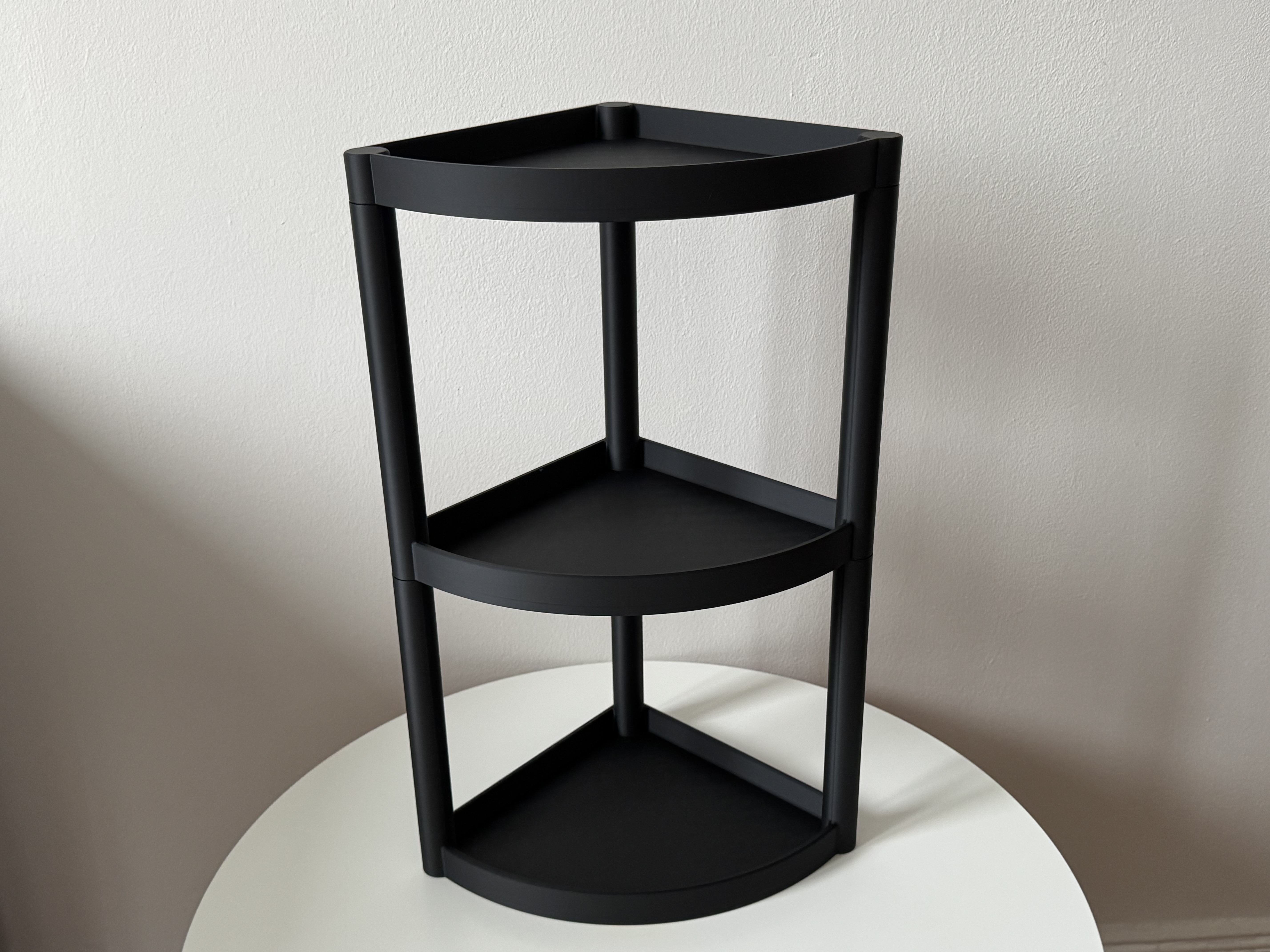 Miniatura 2 do modelo 3D Stackable Modular Corner Shelf