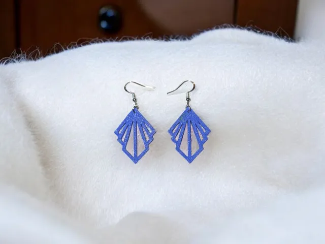 Violet earrings