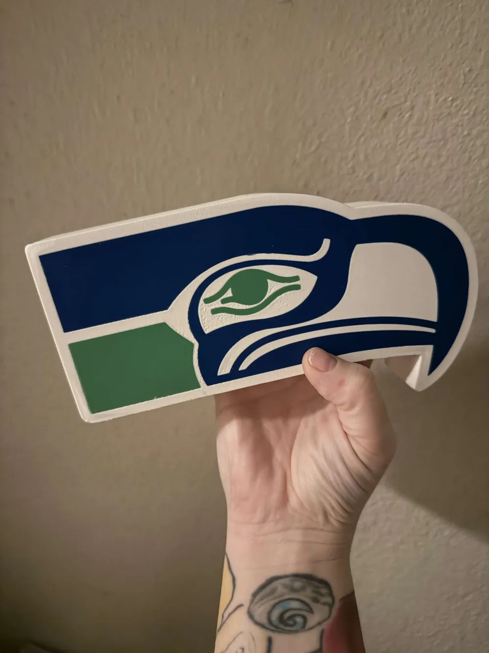 Seahawk Photo Prop Seahawks Throwback Lightbox - Free 3D Print Model - MakerWorld