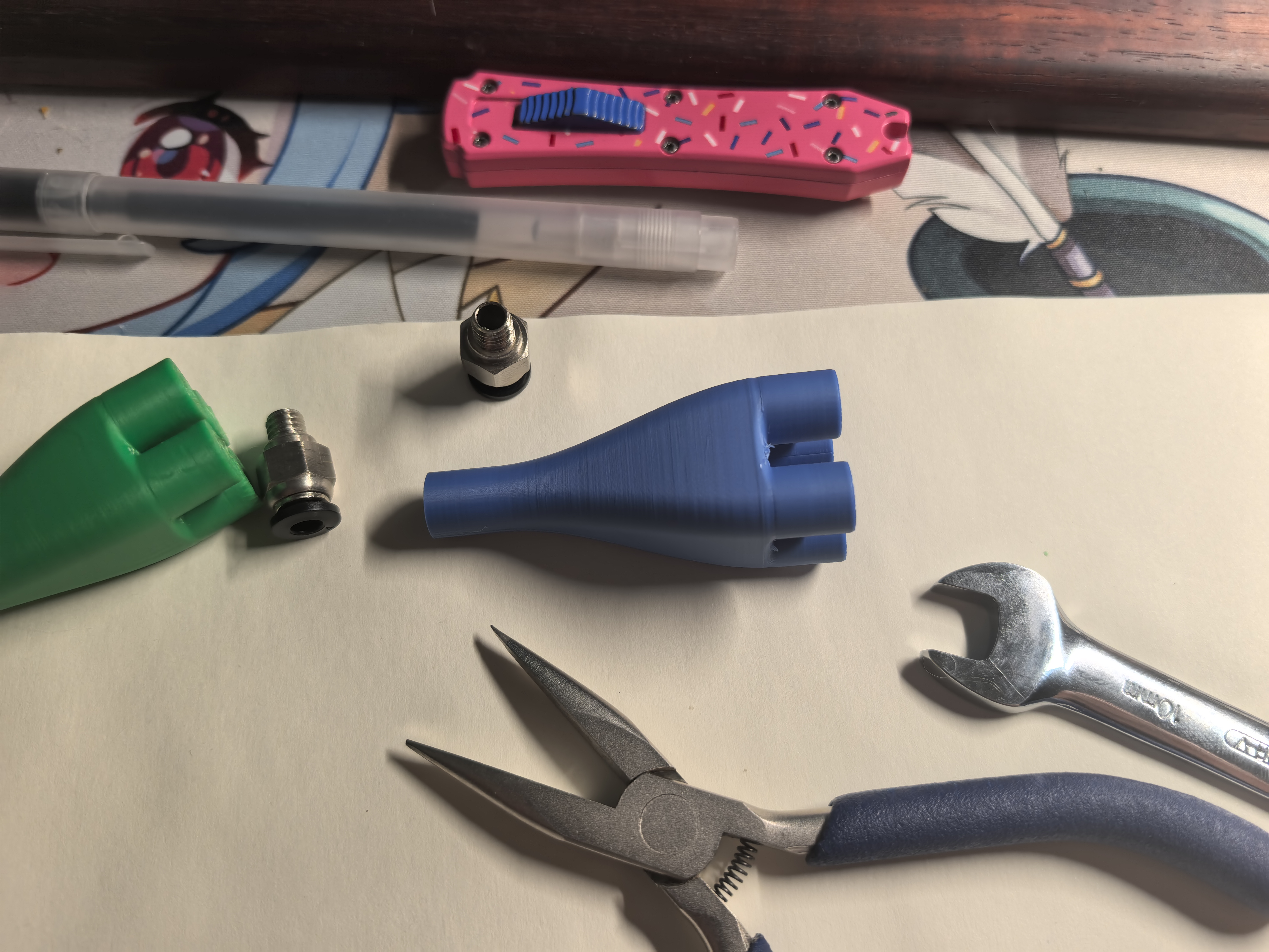 Miniatura 2 do modelo 3D 拓竹进料口，AMS分流器 四进一出