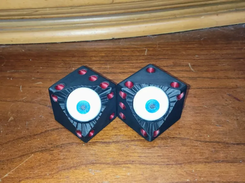 "the unblinking die" Clicker eye fidget die