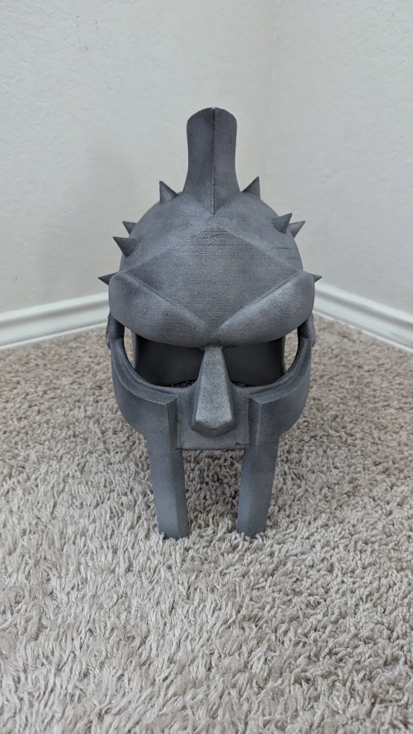 Gladiator Maximus Helmet view 2