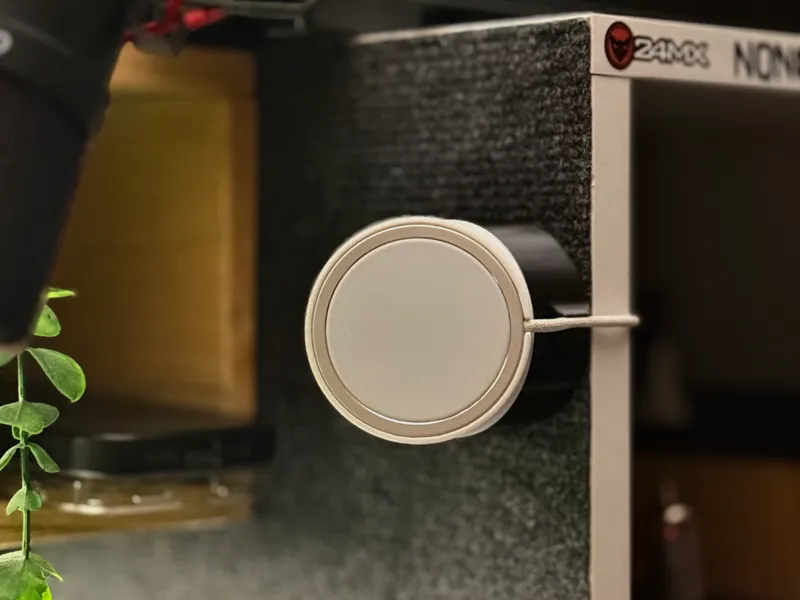 Magsafe wall holder