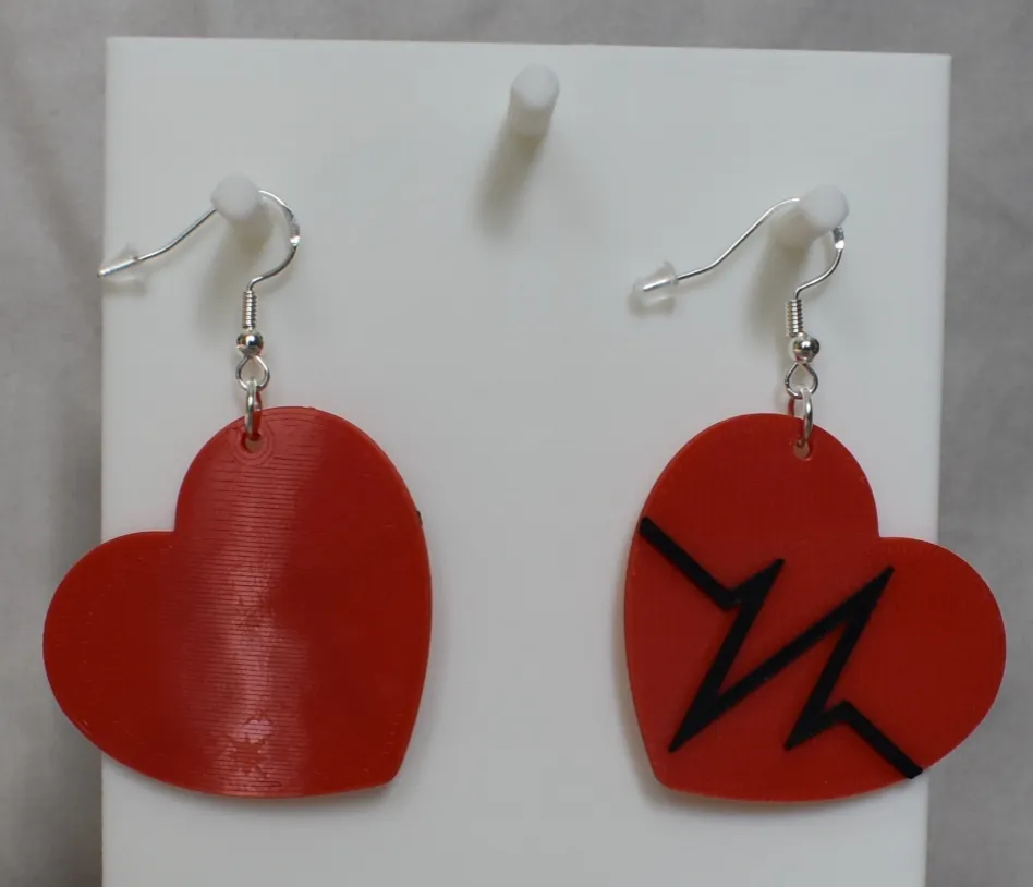 Heartbeat earrings view 3