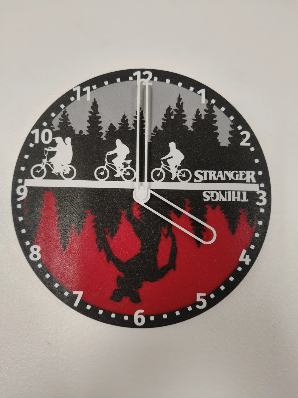 Stranger Things Clock: 2 different models - Free 3D Print Model ...