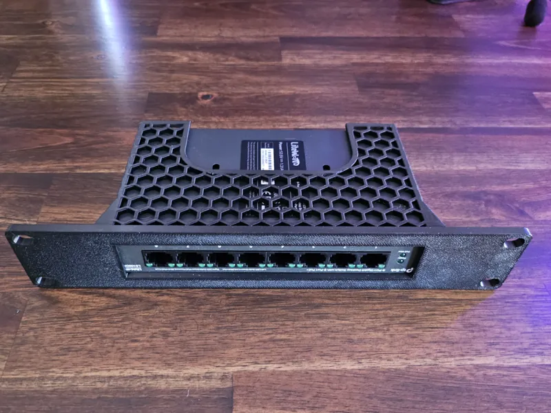 TP-Link LS108GP_1U Rack Mount