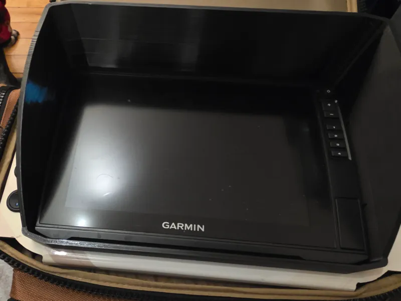 Garmin 106SV Flush Mount Sun Visor
