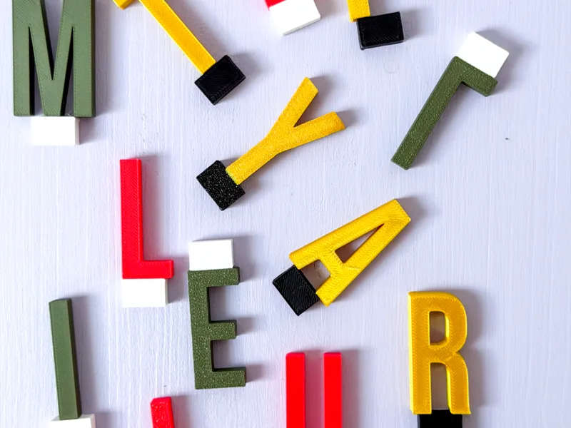 Party Wreath - Alphabet Motif Plugs / Letter Set