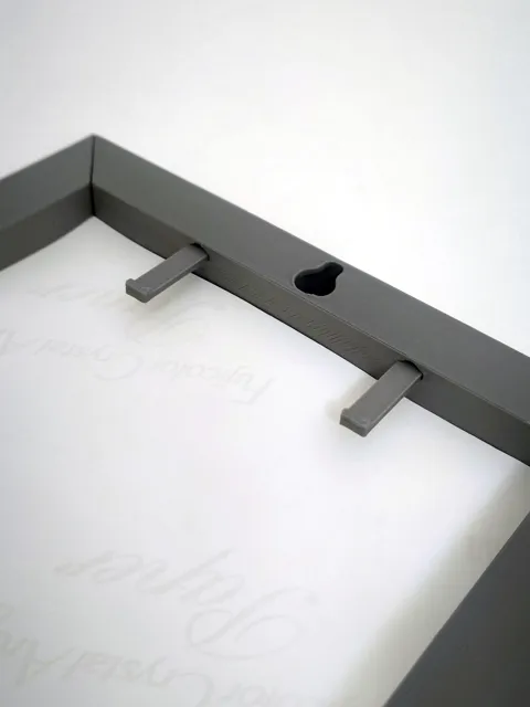 Snap-Click Parametric Photo Frame - Modern Classic view 3