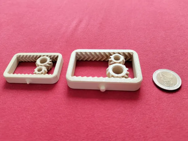 Fidget à crémaillère avec poignées tournantes