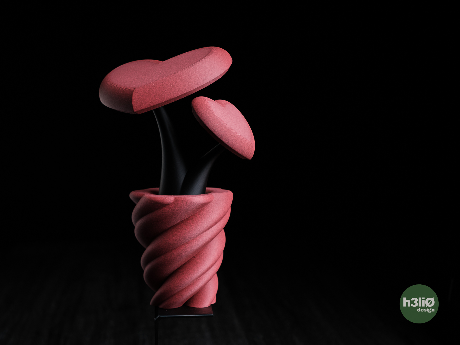 Miniatura 1 do modelo 3D hearts • vase