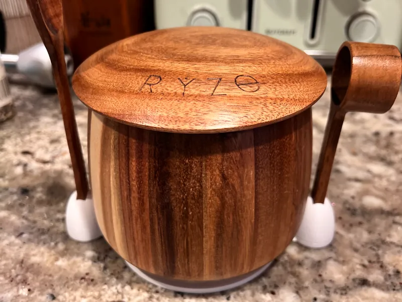 Ryze Mushroom coffee stand accessories holder