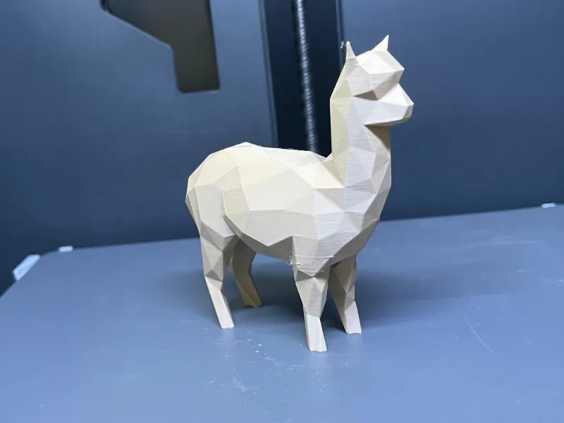 Alpaka Low Poly