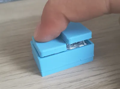 Satisfying keyboard clicker gadget