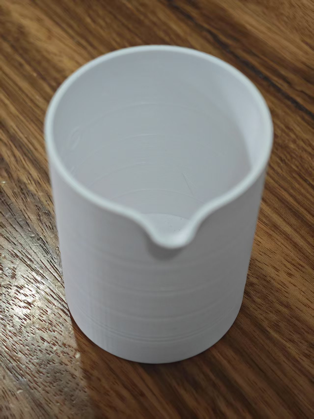 Miniatura 2 do modelo 3D 量杯 带刻度 内外都有刻度方便量取