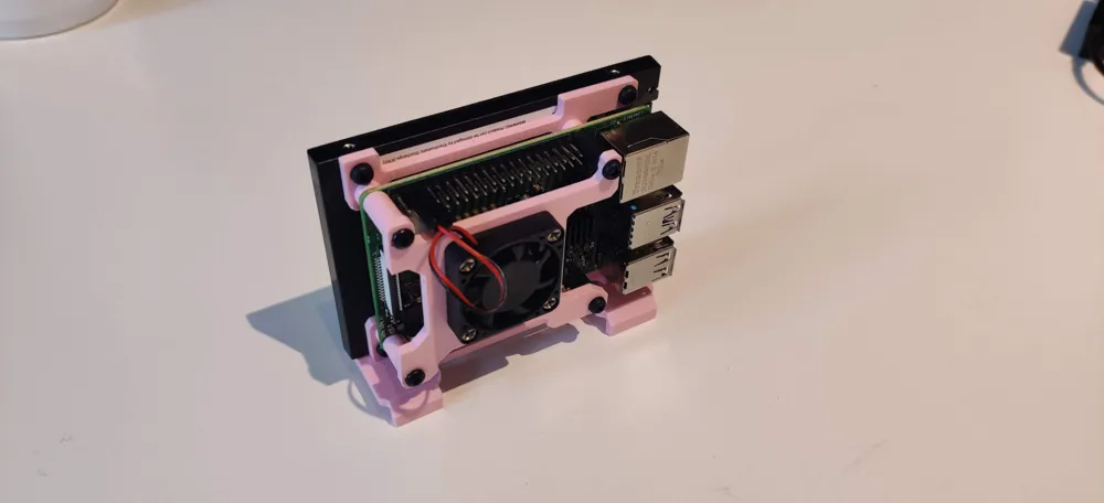 Raspberry Pi SSD stand by gjlp25 MakerWorld: Download Free 3D Models