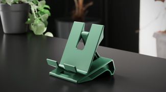 Folding smartphone stand