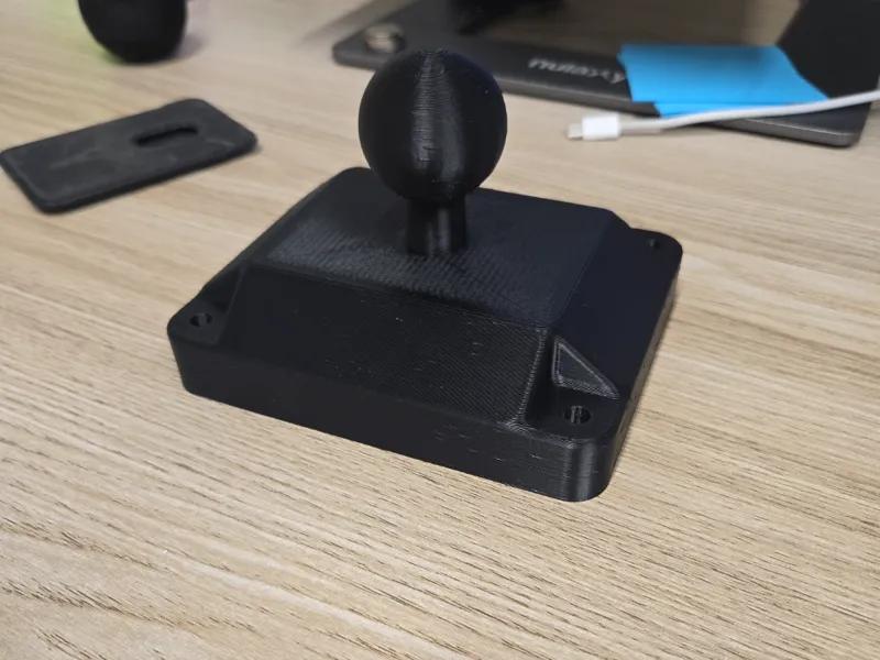 Ram Mount 5" x 4" base 1.5" and 1" Ball