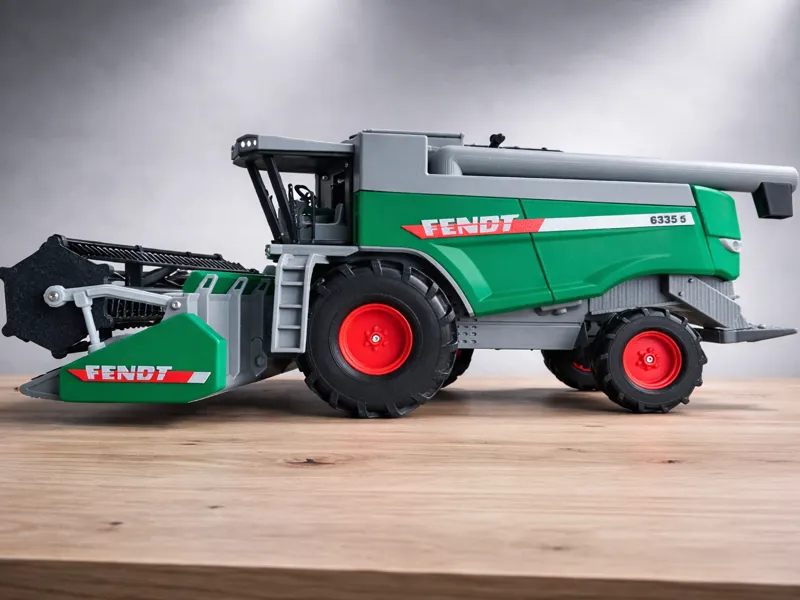 Fendt combine harvester 1:24