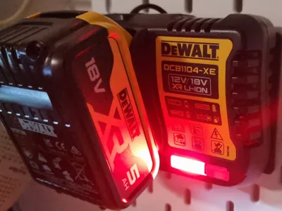 IKEA SKÅDIS DeWalt DCB1104 (XE) Charger Holder