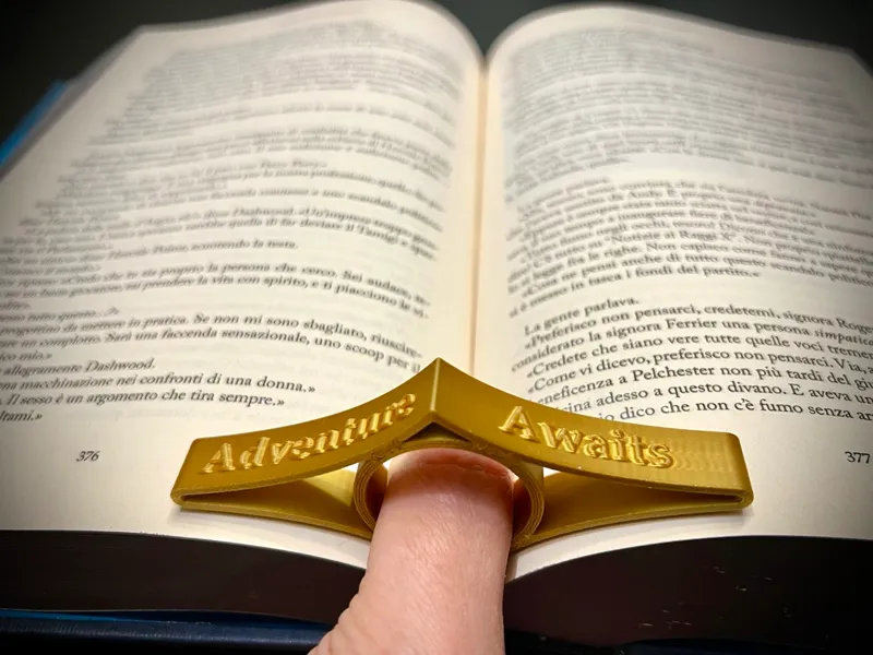 Page holder -adventure awaits