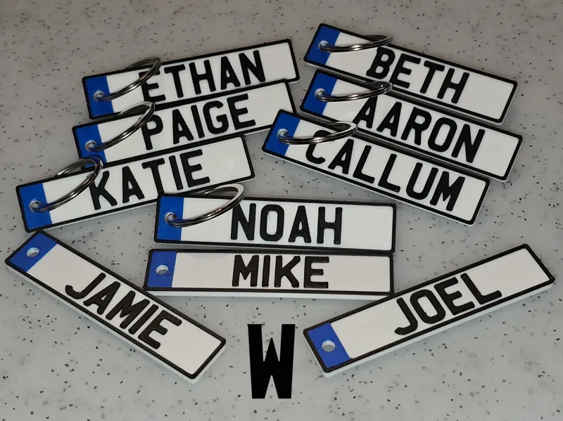 Name key fob (names beginning with W)