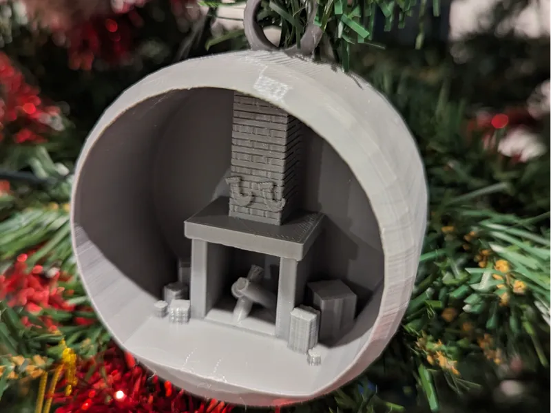 Christmas Festive Fireplace Diorama Bauble