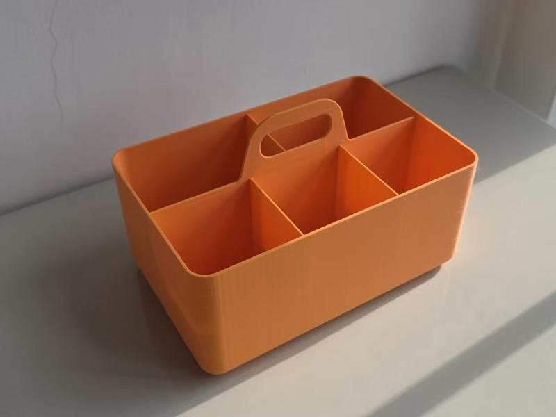 Miniatura 1 do modelo 3D 桌面手提式 笔架 文具收纳盒