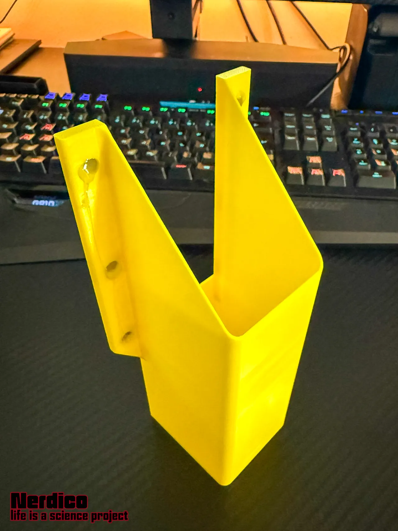 Poop Shoot P1S magnetic view 3