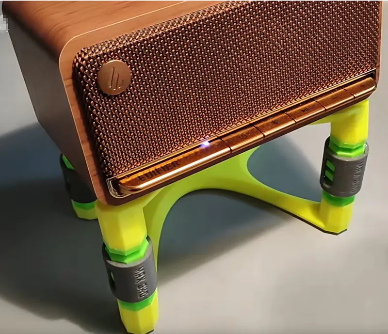 桌面音箱支架蓝牙音箱支架（拥有仰角）Desktop Speaker StandBluetooth Speaker Stand (with an incline)