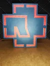 One object per plate