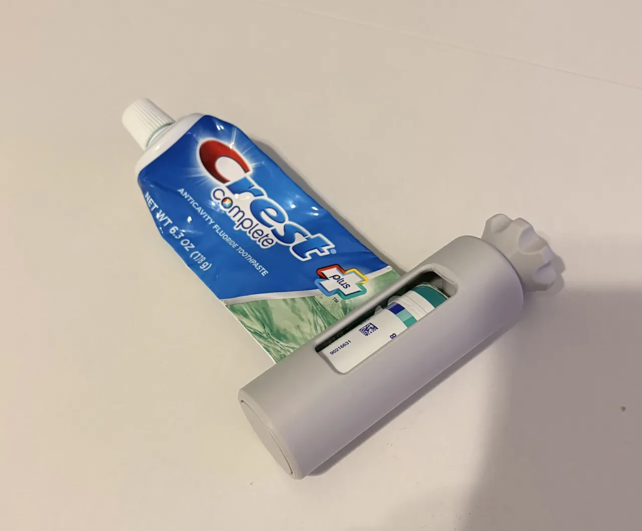 Toothpaste Squeezer 2.0 (Print-in-Place) view 3
