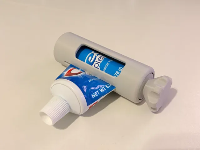 Toothpaste Squeezer 2.0 (Print-in-Place)