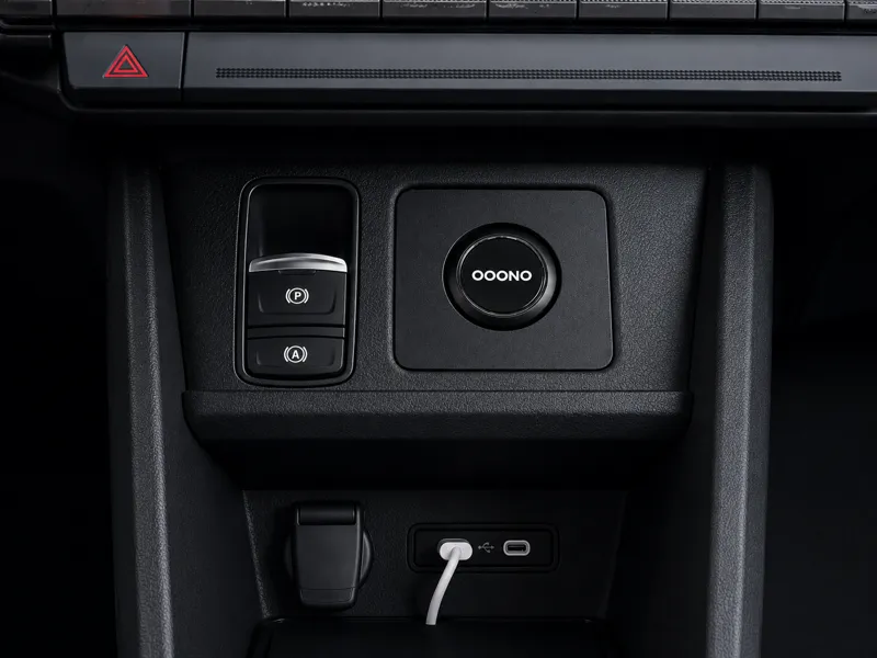 Renault 5 E-tech Small Compartment Ooono holder