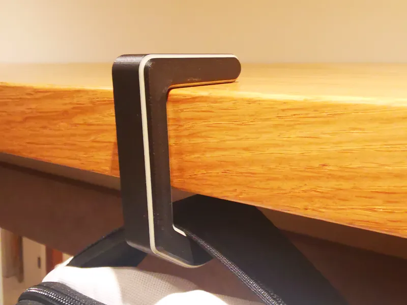 Gancio da tavolo per borsa - PARAMETRICO