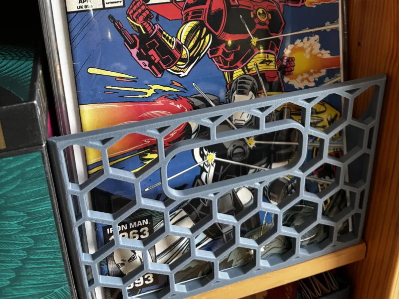Comic Holder