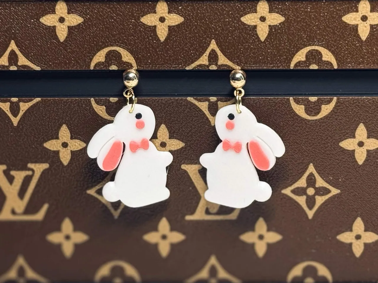Bowtie Bunny earrings view 2
