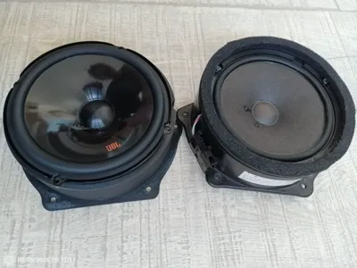 Audi A2 speaker adaptor / speaker ring