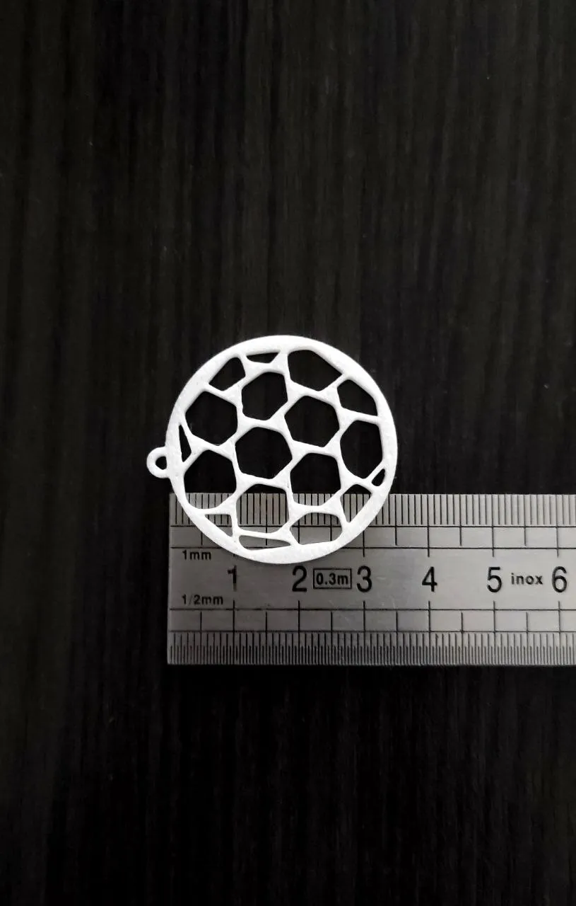 Hive Echo – Earrings view 2