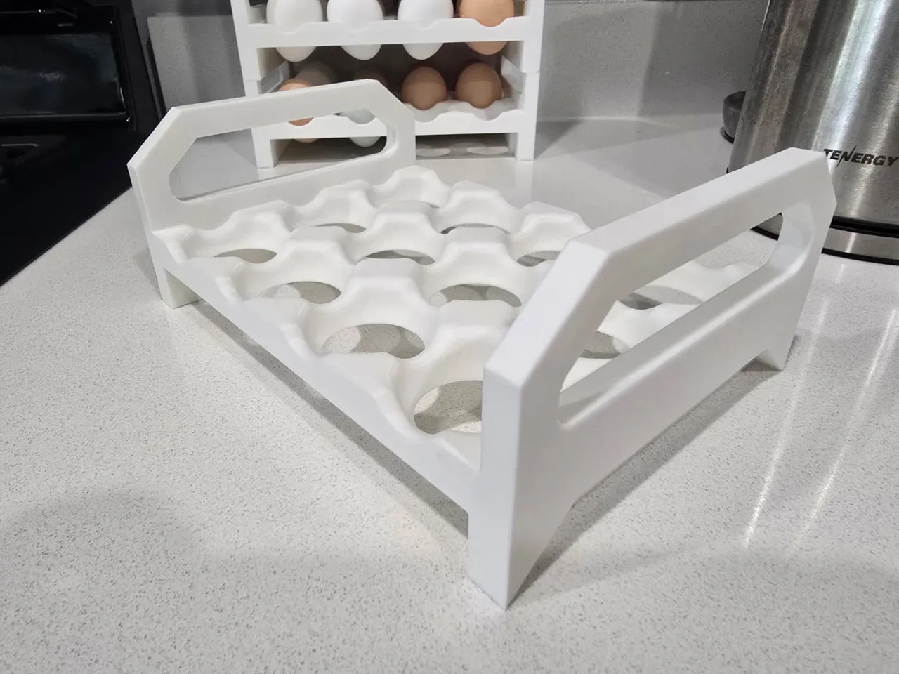 Stackable Dozen Egg Tray view 3