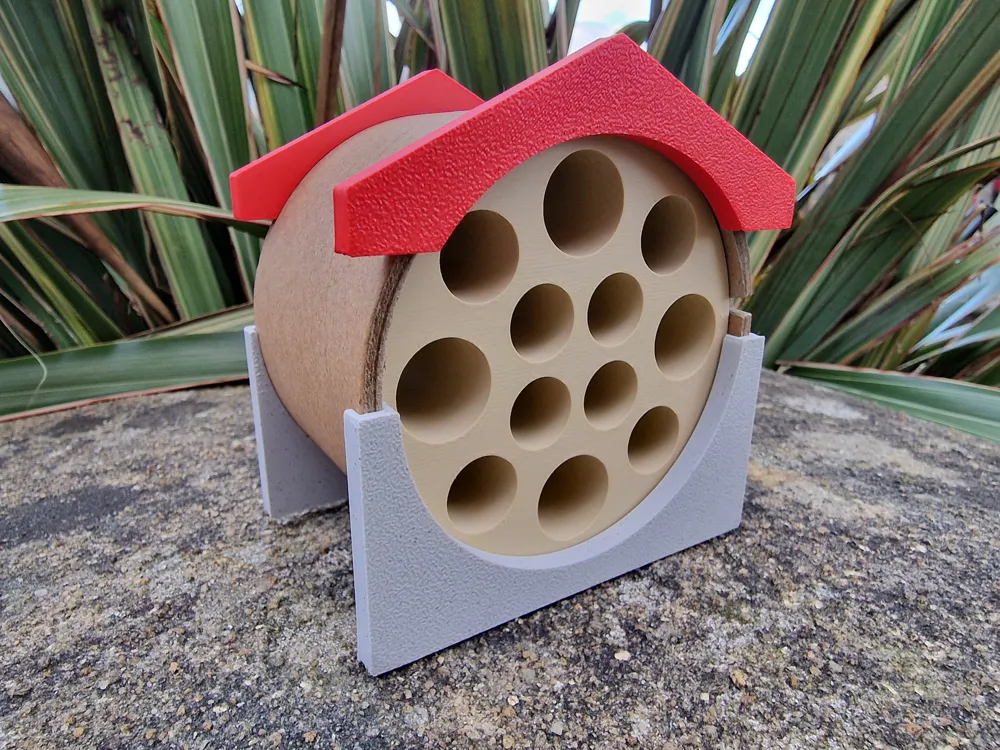 Spoolbug Bug Hotel - Spool Tube by 3DomSculpts - MakerWorld