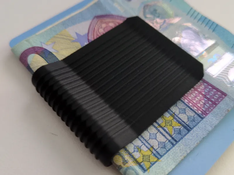 MoneyClip – Kleiner Clip. Großer Halt.
