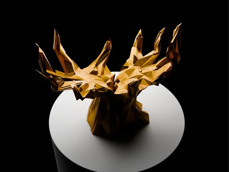 Chiral crystal