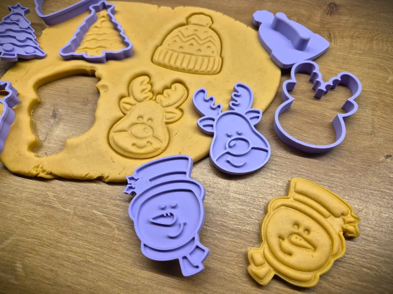 Xmas Cookie Cutters – Tree, Hat, Reindeer, Snowman