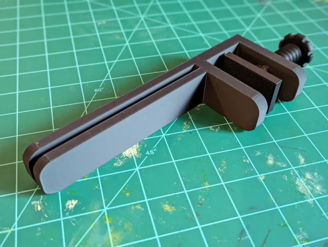 IKEA SKADIS Desk Mount