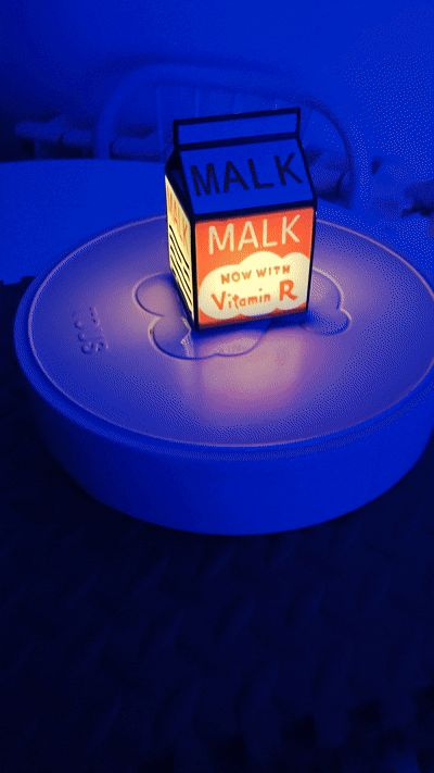 Carton de MALK de Los Simpson caja de luz
