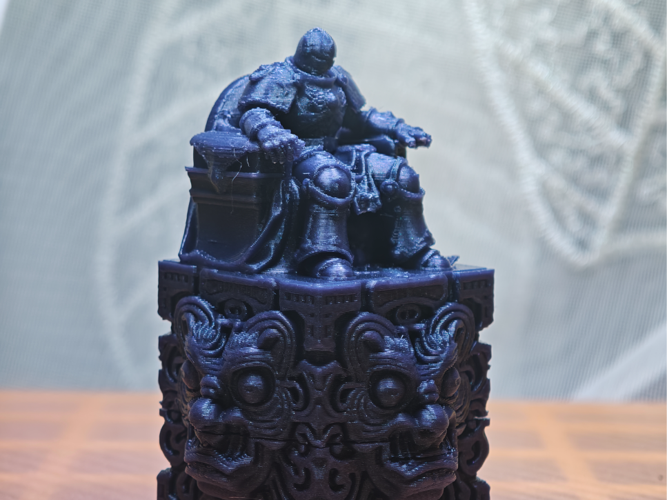 Miniatura 1 do modelo 3D 王玺 可DIY替换底座 可自行刻字需耗时2分钟 有视频教程