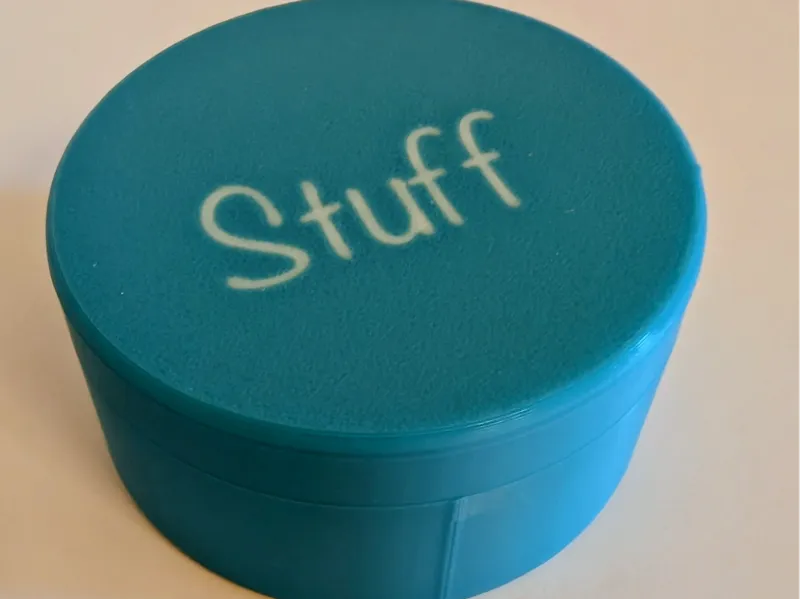 Stuff container