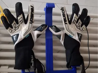 GK gloves hanger