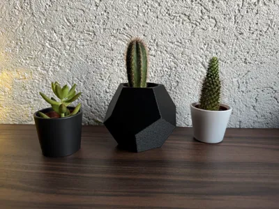 Dodecahedron Flowerpot - Flowerpot made from Pentagons